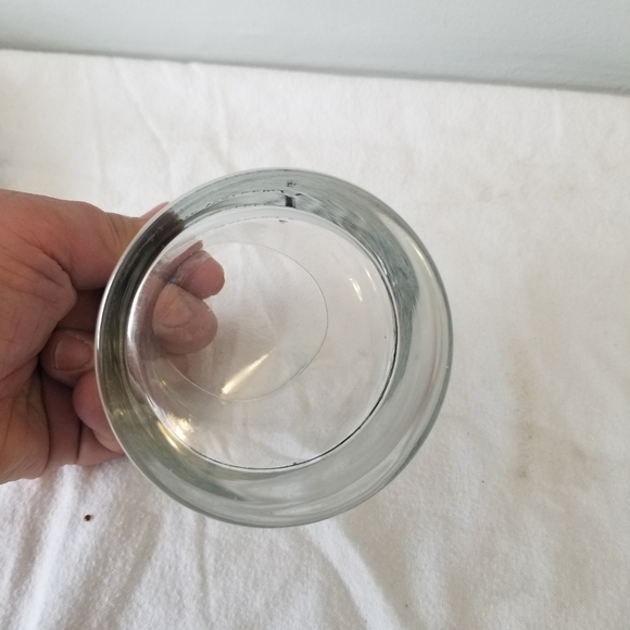 G06: JOHNNIE WALKER WHISKEY GLASS - Picture 3 of 7